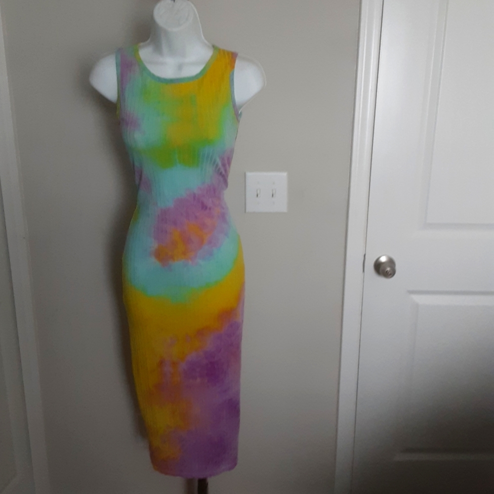 Sleeveless Dress